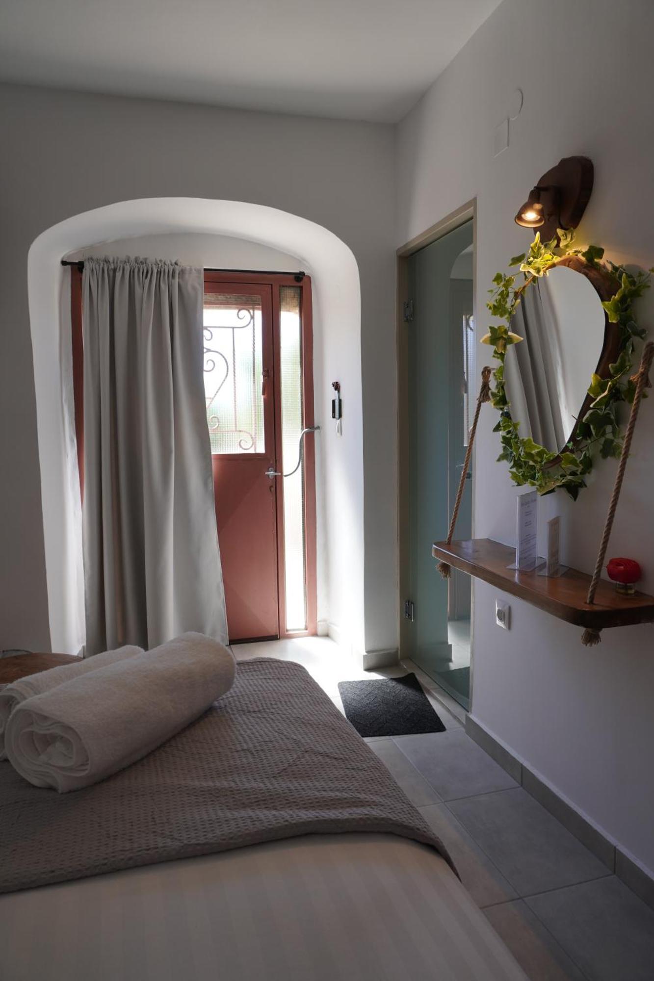 Elia Luxury Rooms Areopoli Bagian luar foto